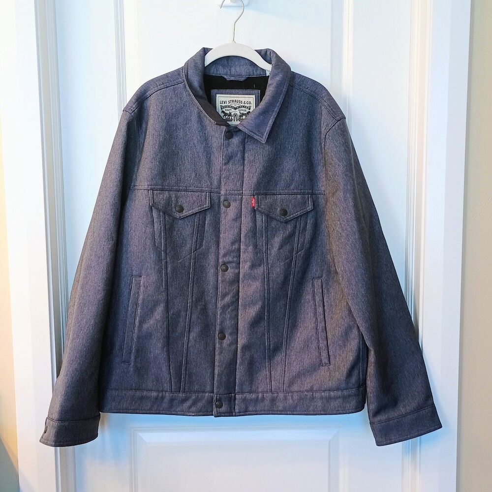 Levi's Softshell Classic Trucker Jacket Men's Size XL.